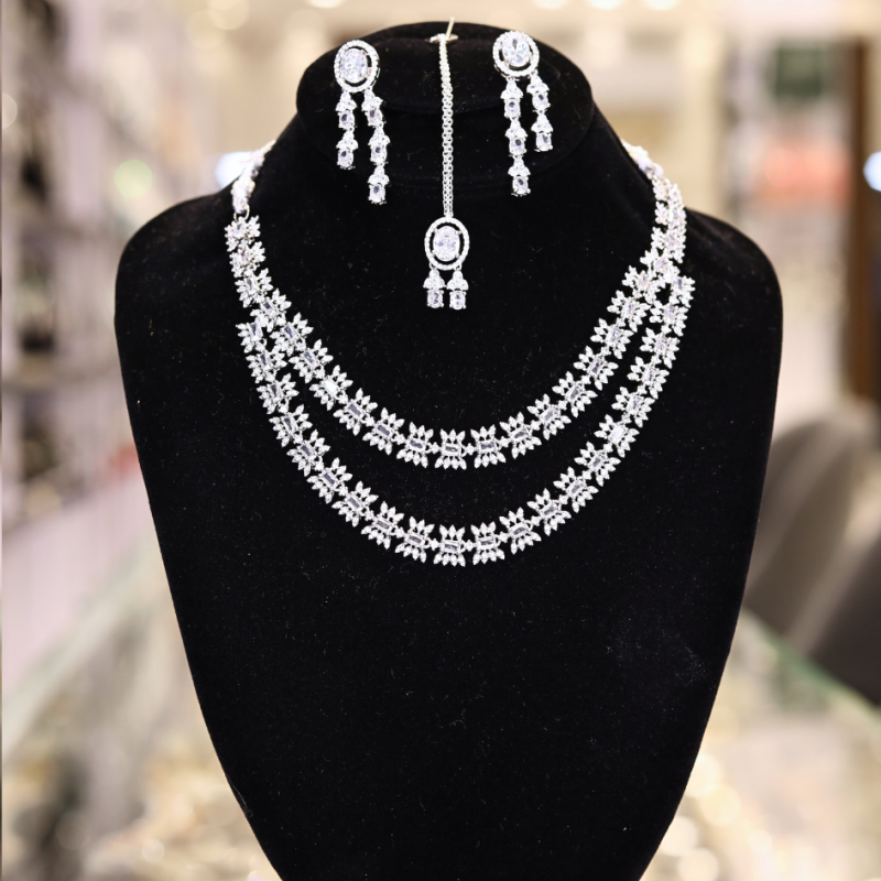 Zircon Double Line Necklace Set With Tika